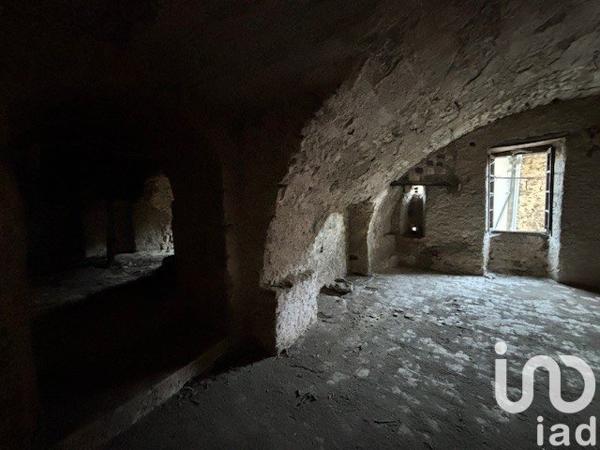 Maison de village 4 pièces de 95 m² à Laurac-en-Vivarais (07110)