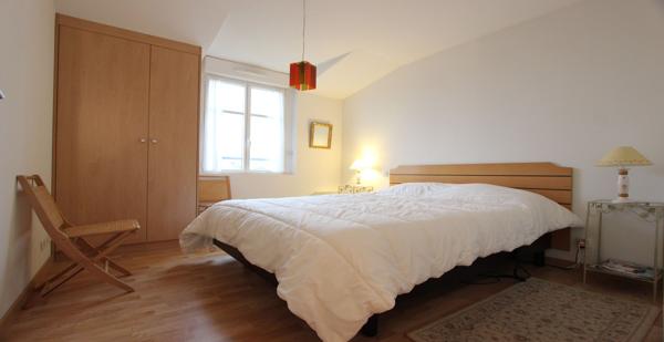 AU CENTRE DE QUIMPER, UN RARISSIME DERNIER ÉTAGE. - L'agence Immobilier & Associés