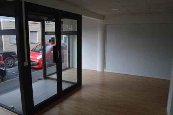 Location / Local Commercial