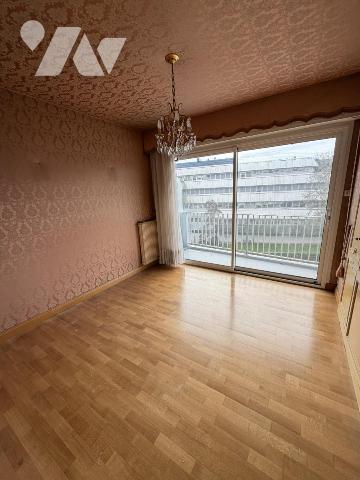 APPARTEMENT CENTRE-VILLE 