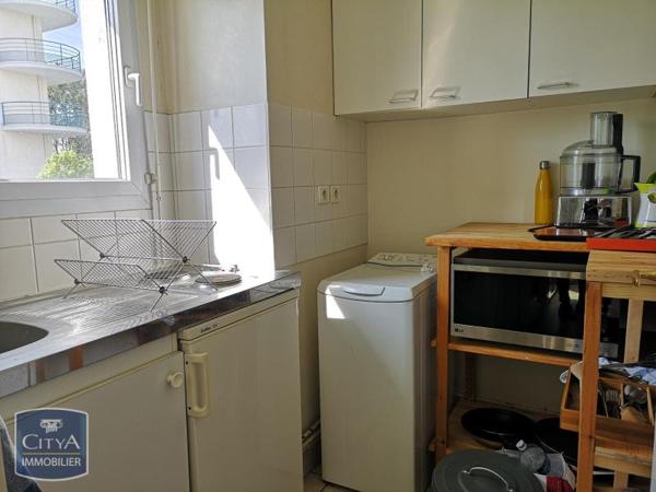 Appartement à louer 1 pièce 29.7m²