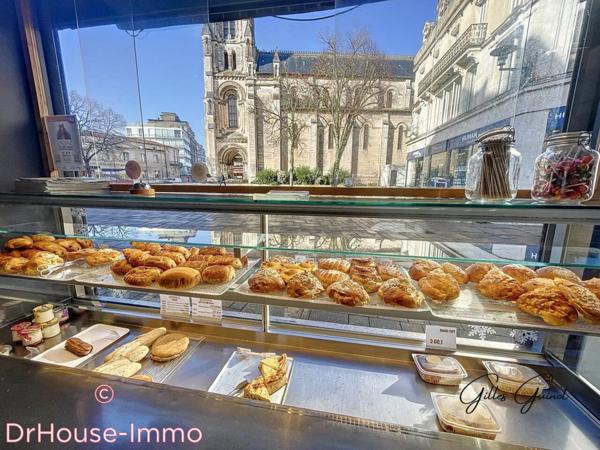 Commerce à vendre 8 pièces de 100 m²