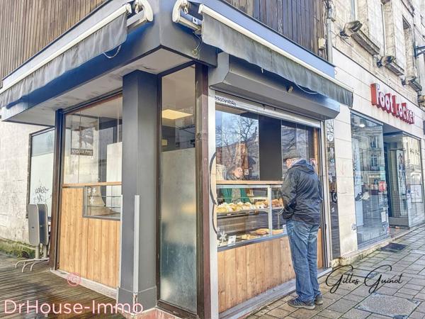 Commerce à vendre 8 pièces de 100 m²