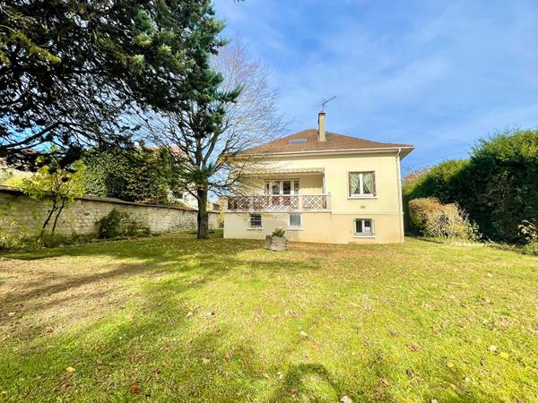 Maison à vendre à Conflans-Sainte-Honorine - Référence 7143 €555 000 ** - Référence 7195