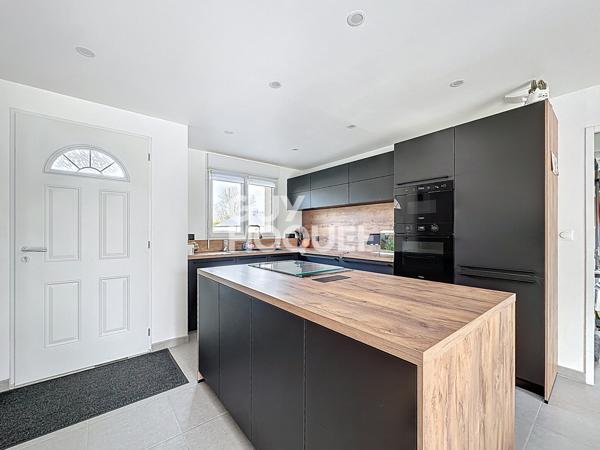 MAISON À VENDRE DE 5 PIÈCES DE 110,00 M²