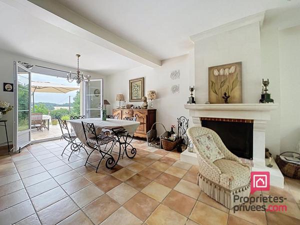 Maison avec piscine et vue dégagée au coeur du Perche 136 m2 4 chambres