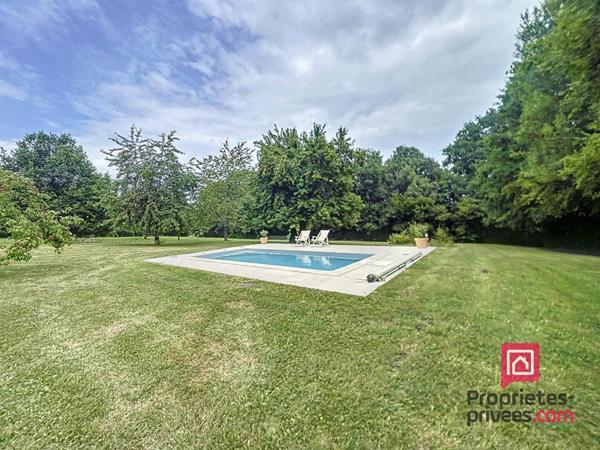 Maison avec piscine et vue dégagée au coeur du Perche 136 m2 4 chambres
