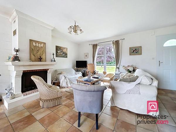 Maison avec piscine et vue dégagée au coeur du Perche 136 m2 4 chambres