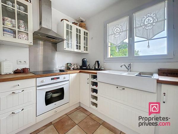 Maison avec piscine et vue dégagée au coeur du Perche 136 m2 4 chambres