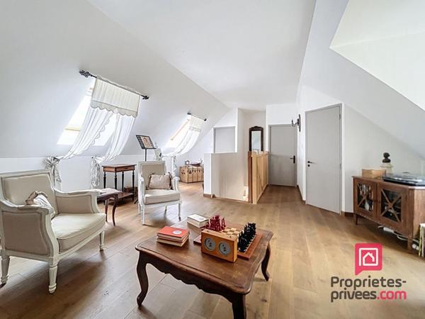 Maison avec piscine et vue dégagée au coeur du Perche 136 m2 4 chambres