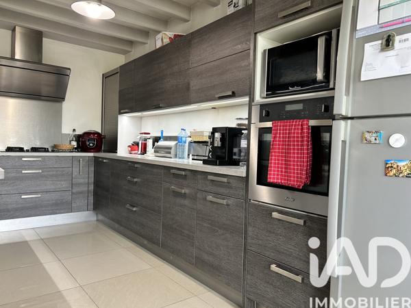 Maison à vendre 6 pièces 169,59 m² Aÿ-Champagne