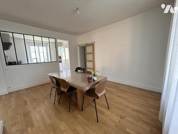A VENDRE - MAISON D'HABITATION - LAVAL 