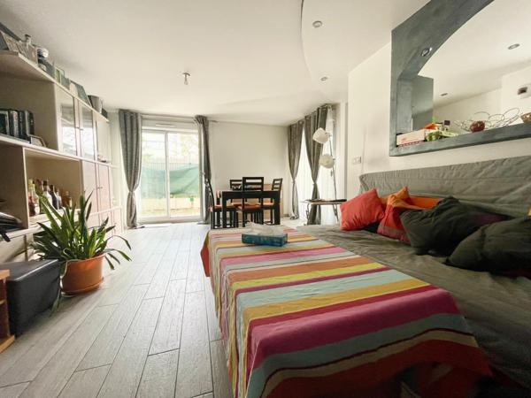 APPARTEMENT T4 - 68 m²  à Athis-mons avec deux places de parking couvertes