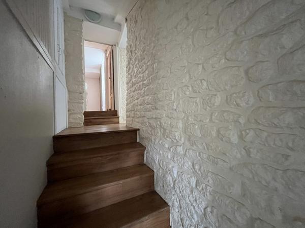 Maison à louer 860 € CC Xanton-Chassenon 6 p 127 m² DPE D