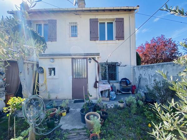 Maison
                                                                                                                                                                                                                                                                                                                        8 pièce(s)                                                                                                                                                                                                          4 chambre(s)                                                                                                                                                                                                          165  m²