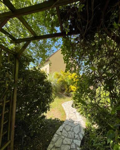 Maison au porte de COMPIEGNE : 7 pièce(s) 148 m2 + Jardin et garage