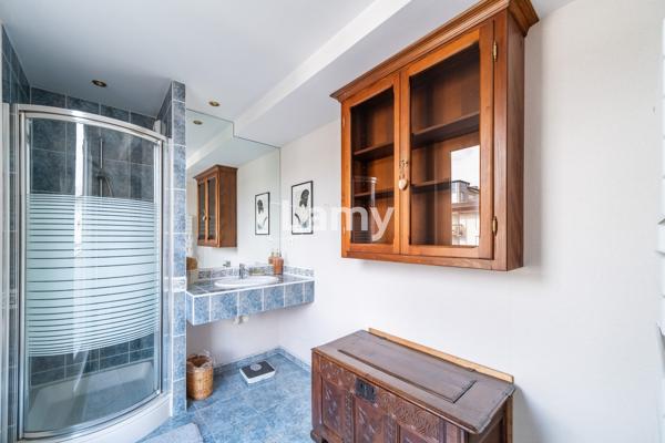 Attique 4 pièces 119 m² + terrasse 55 m² – nouveau bassin (58)