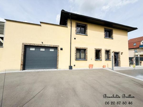 Pavillon 215m², 3 chambres, bureau, garage, piscine, jardin