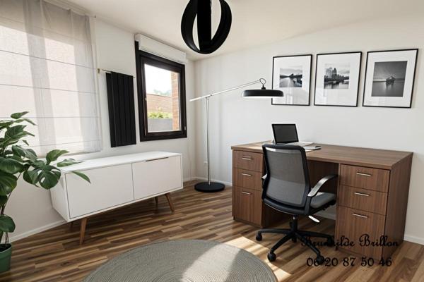 Pavillon 215m², 3 chambres, bureau, garage, piscine, jardin