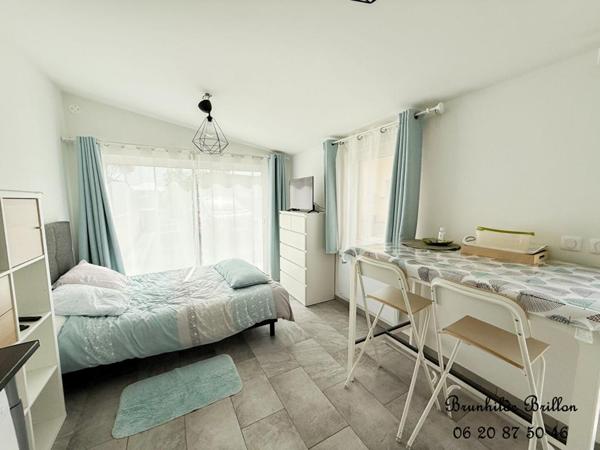 Pavillon 215m², 3 chambres, bureau, garage, piscine, jardin