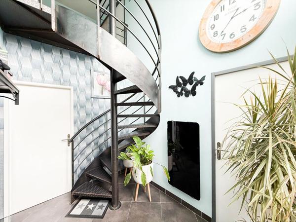 Maison individuelle,128M² au sol , 3 chambres, garage, jardin
