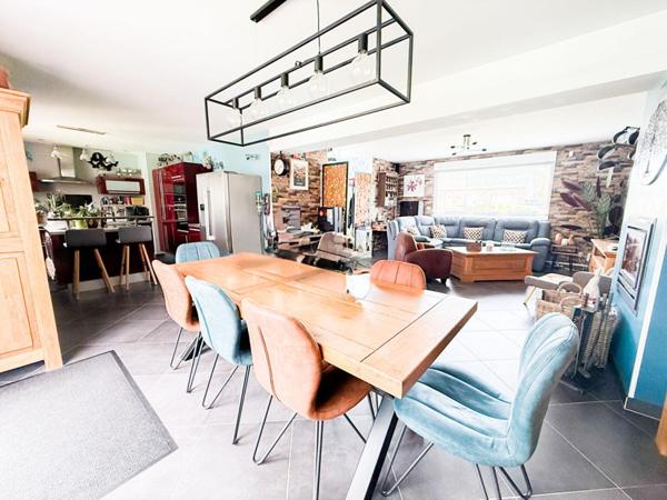 Maison individuelle,128M² au sol , 3 chambres, garage, jardin