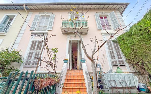 Maison à vendre    6 pièces • 131,45 m2 Nice