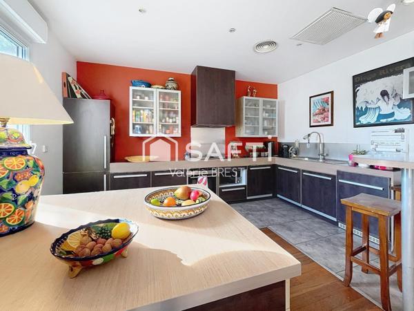 Marseille 13007- Maison 7 pièces -Garage- Vue mer