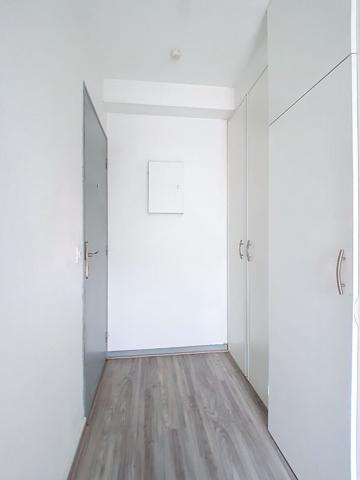A louer BILLERE limitrophe PAU Studio de 18.04 m² avec parking privatif
