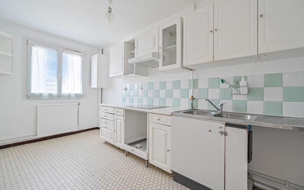 Appartement à vendre    3 pièces • 63 m2 Paris 11