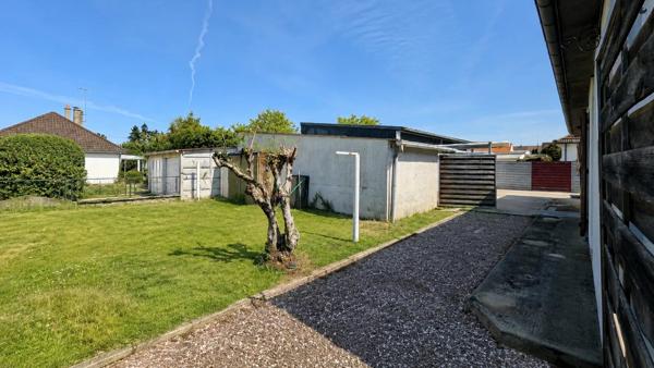 Vente                                                      Maison
                        
                     3 pièces                      79 m2                     à Aubigny-sur-Nère