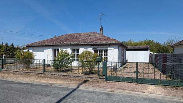 Vente                                                      Maison
                        
                     3 pièces                      79 m2                     à Aubigny-sur-Nère