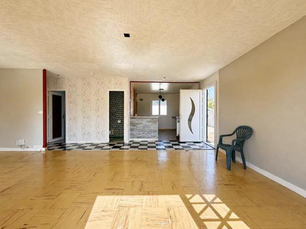 Vente                                                      Maison
                        
                     3 pièces                      79 m2                     à Aubigny-sur-Nère