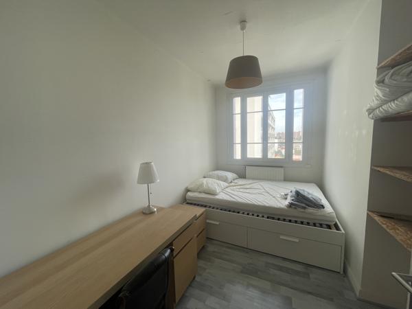 LOCATION 69008 LYON - T4 MEUBLÉ DANS RESIDENCE SÉCURISÉ - PROCHE METRO D ET TRAMWAY T6