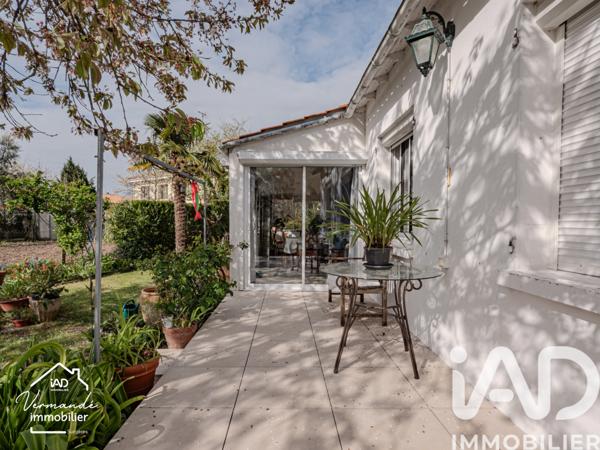 Maison à vendre 7 pièces 132 m² Surgères