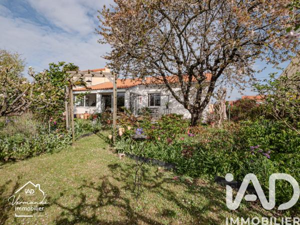 Maison à vendre 7 pièces 132 m² Surgères