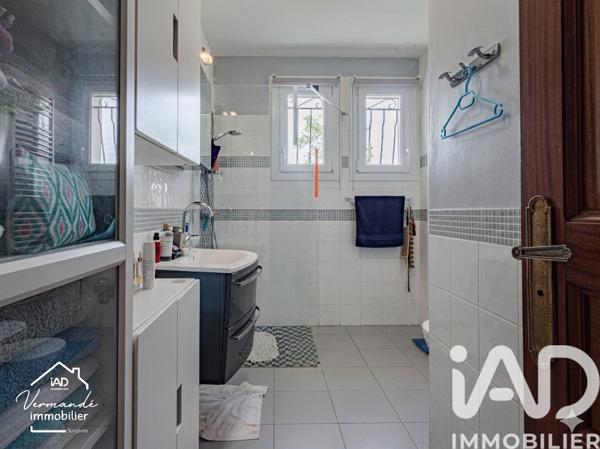 Maison à vendre 7 pièces 132 m² Surgères