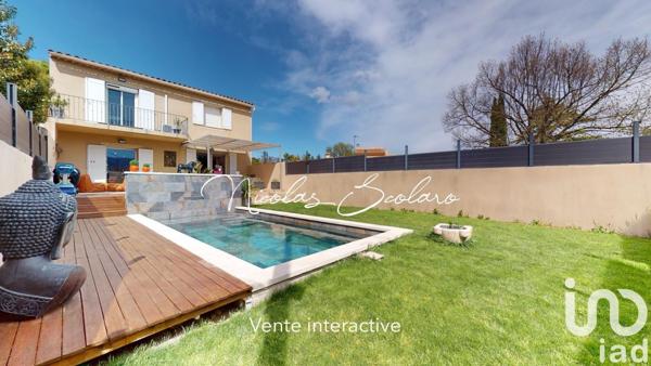 Maison traditionnelle 5 pièces de 166 m² à Cheval-Blanc (84460)