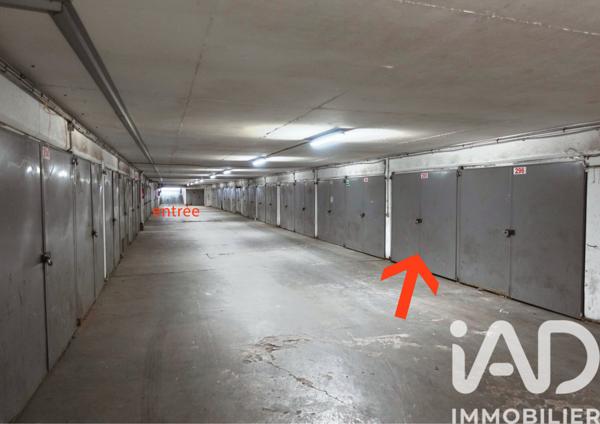 Parking à vendre 12 m² Paris 18