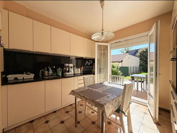 Maison Conflans Sainte Honorine 6 pièce(s) 140m² 469 900 € **  - Référence  8333