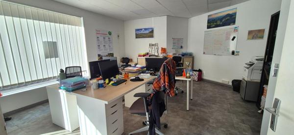 Spécial investisseur : immeuble de bureaux loué en hyper centre de Béthune