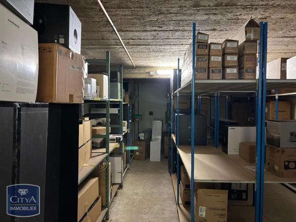 Appartement à louer 1 pièce 150m²