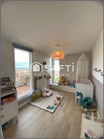 APPARTEMENT LUMINEUX