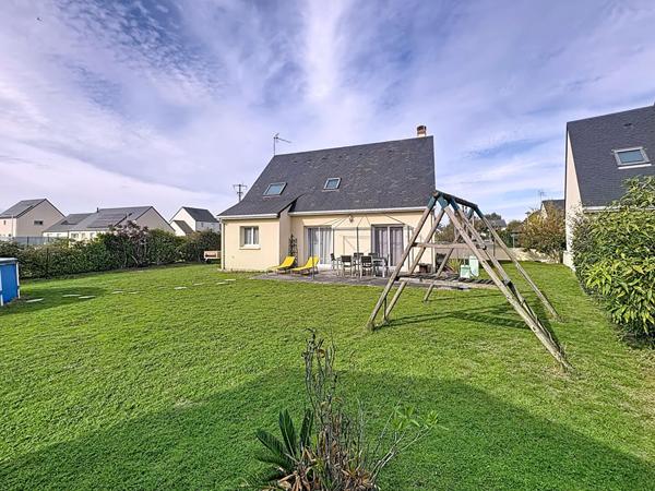 MAISON CONTEMPORAINE BEAUFORT EN VALLEE 4 Chambres et un espace bureau en mezzanine