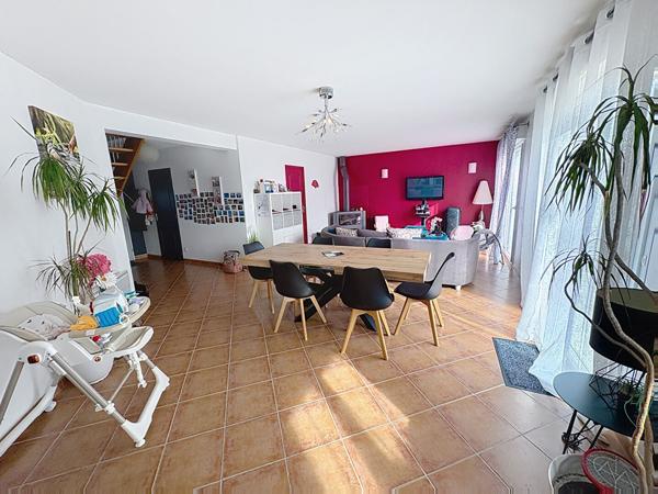 MAISON CONTEMPORAINE BEAUFORT EN VALLEE 4 Chambres et un espace bureau en mezzanine