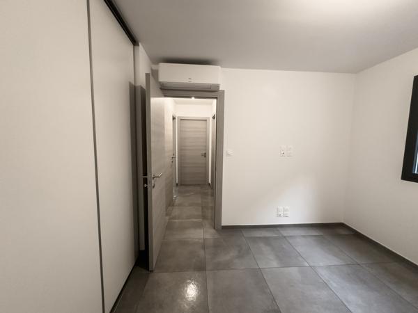 Propriano (20110) Magnifique T3 avec vue mer, emplacement de rêve à deux pas de la plage à Propriano