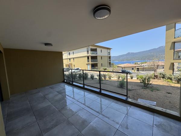 Propriano (20110) Magnifique T3 avec vue mer, emplacement de rêve à deux pas de la plage à Propriano