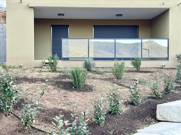 Propriano (20110) Magnifique T3 avec vue mer, emplacement de rêve à deux pas de la plage à Propriano