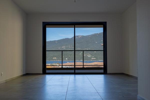 Propriano (20110) Magnifique T3 avec vue mer, emplacement de rêve à deux pas de la plage à Propriano