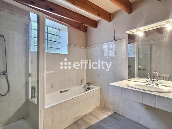 Maison 7 pièces - 180 m² Exclusivité efficity